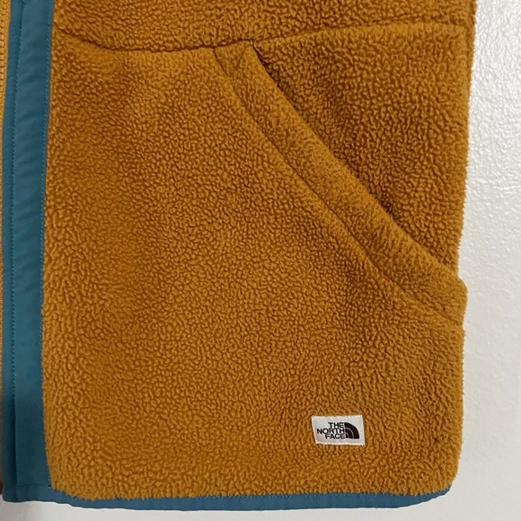 THE NORTH‎ FACE Men’s Carbondale Vest - Picture 8 of 12